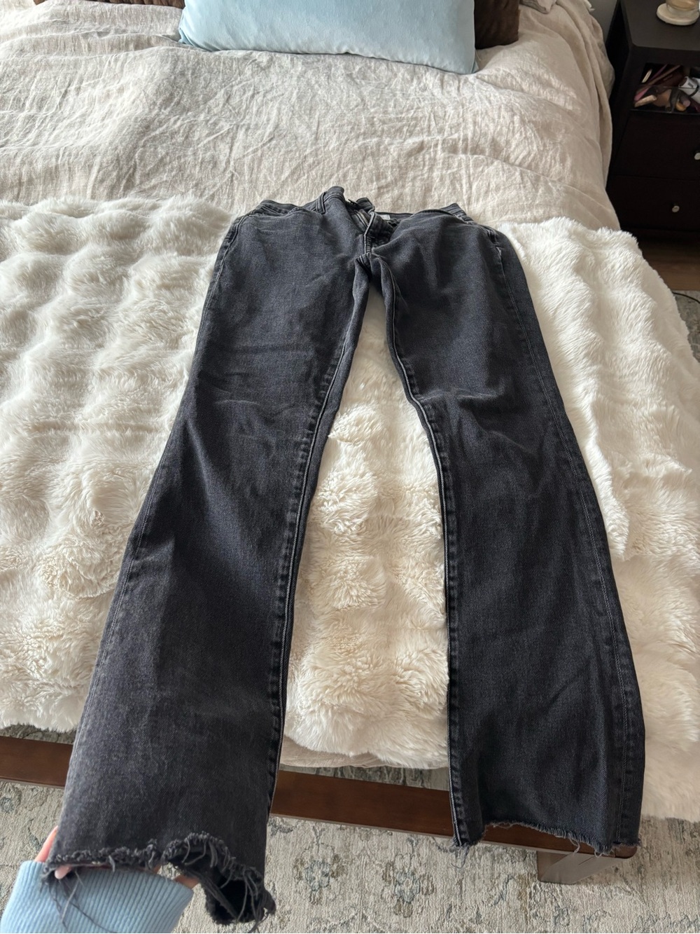 Mango Black Women’s Straight-Leg Jeans dupe for MOTHER “weekender”